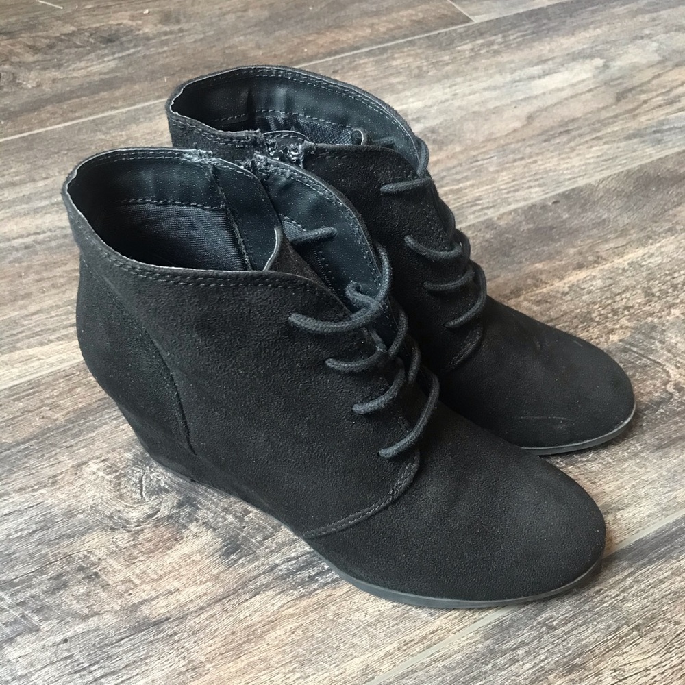 Massini Black Wedge Ankle Boot
